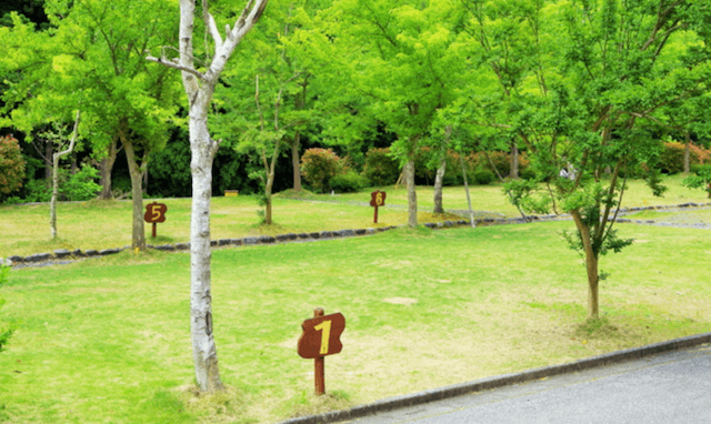 滝と渓流の高山キャンプ場